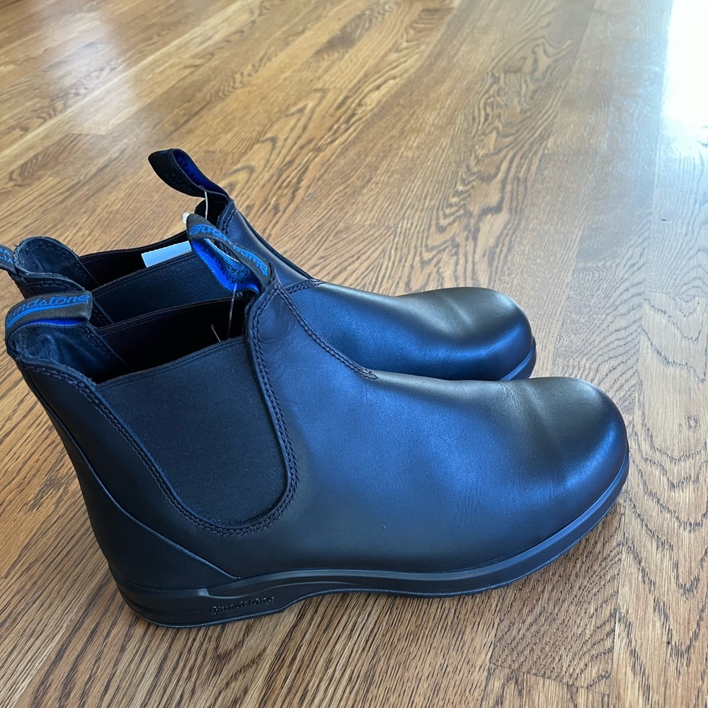 Bland new for men shoes Blundstone size:11.5 Australia size:10.5